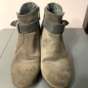 Gray booties with black strap